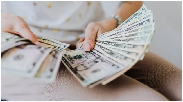 What Is Discretionary Spending and Why Does It Feel So Hard to Control?